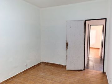 VENTA BLOQUE GALPON +LOCALES+VIVIENDA MERLO