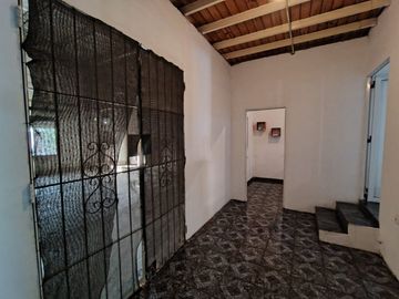 VENTA BLOQUE GALPON +LOCALES+VIVIENDA MERLO