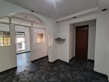 VENTA BLOQUE GALPON +LOCALES+VIVIENDA MERLO
