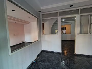 VENTA BLOQUE GALPON +LOCALES+VIVIENDA MERLO