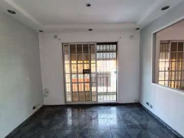 VENTA BLOQUE GALPON +LOCALES+VIVIENDA MERLO