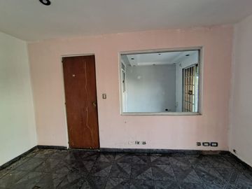 VENTA BLOQUE GALPON +LOCALES+VIVIENDA MERLO