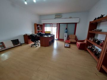 VENTA GALPON 350 m2 CON OFICINAS