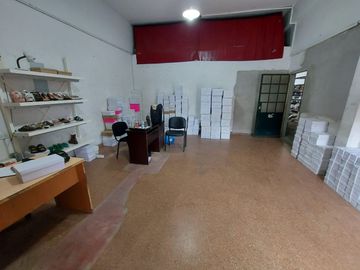 VENTA GALPON 350 m2 CON OFICINAS