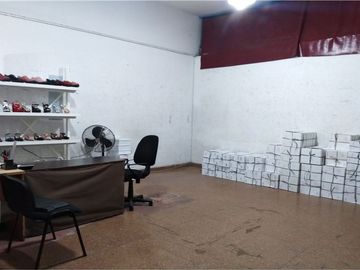 VENTA GALPON 350 m2 CON OFICINAS
