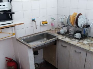 VENTA GALPON 350 m2 CON OFICINAS