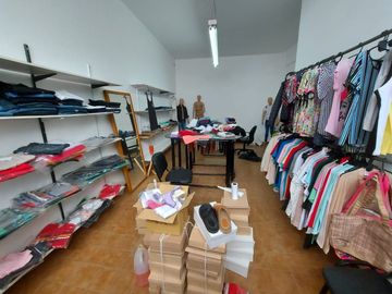 VENTA GALPON 350 m2 CON OFICINAS
