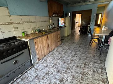 CASA EN LLAVALLOL