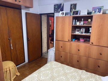 3 AMBIENTES EN LANUSITA C/ COCHERA.-APTO CREDITO