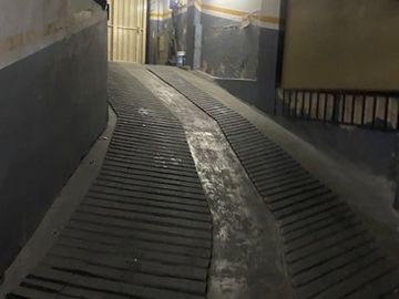 3 AMBIENTES EN LANUSITA C/ COCHERA.-APTO CREDITO