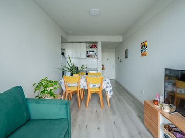 DEPTO 2 AMB AV.DIRECTORIO-3ro AL FRENTE-AMENITIES