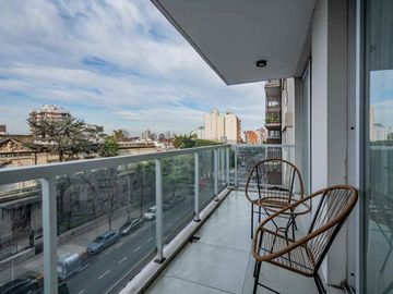 DEPTO 2 AMB AV.DIRECTORIO-4TO PISO FRENTE-BALCON