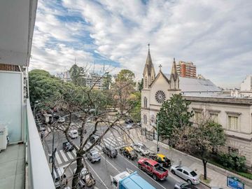 DEPTO 2 AMB AV.DIRECTORIO-4TO PISO FRENTE-BALCON