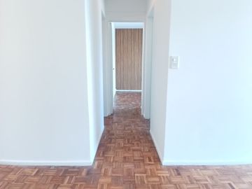 EN VENTA DOS AMBIENTES CON COCHERA PLENO PALERMO!!