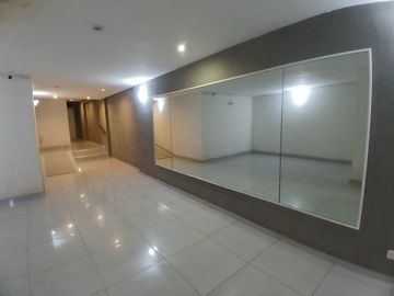 EN VENTA DOS AMBIENTES CON COCHERA PLENO PALERMO!!
