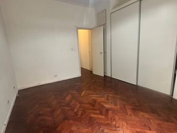 Venta Monoambiente dividido - FLORES