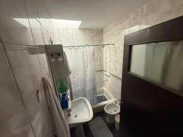CASA EN VENTA 3 AMBIENTES - CASEROS