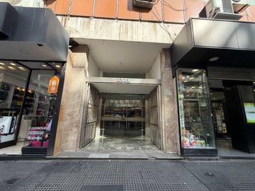Oficina en Semipiso - Zona Obelisco- Apto Vivienda