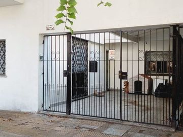 VENTA 2 CASAS INDEPENDIENTES MISMO LOTE V.A. SI.