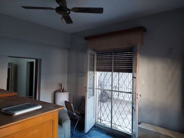VENTA 2 CASAS INDEPENDIENTES MISMO LOTE V.A. SI.