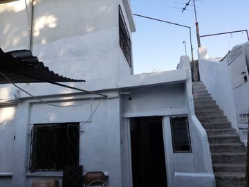 VENTA 2 CASAS INDEPENDIENTES MISMO LOTE V.A. SI.