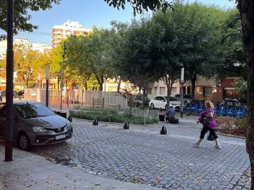 Venta/ Depto. 4 Amb / Flores