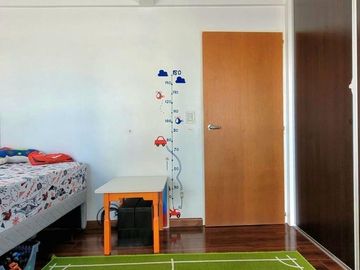 VENTA DPTO DUPLEX DE CATEGORIA 4 AMB EN FLORES