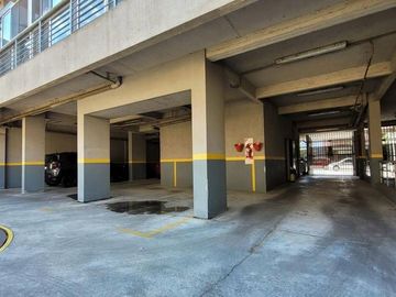 VENTA DPTO DUPLEX DE CATEGORIA 4 AMB EN FLORES