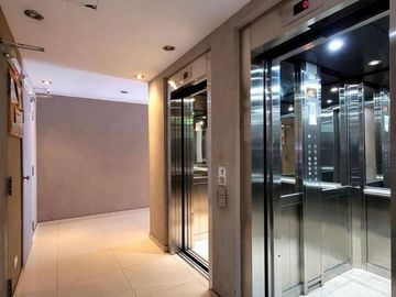 VENTA DPTO DUPLEX DE CATEGORIA 4 AMB EN FLORES