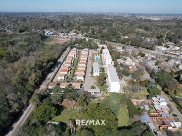 VENTA DPTO 2 amb 1er PISO SARAVI VILLAGE PILAR