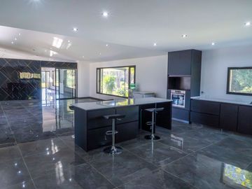 VENTA CASA 7 AMBIENTES LAS LOMADAS DE CARDALES
