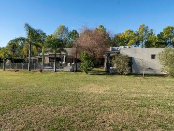 VENTA CASA 7 AMBIENTES LAS LOMADAS DE CARDALES