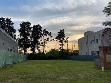 VENTA LOTE EN BARRIO CERRADO  LA JOSEFINA PILAR
