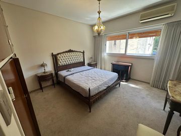 DEPTO 5 AMBIENTES EN VENTA EN FLORES BALCÓN FRENTE