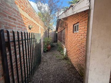 VENTA CASA 4 AMB CIUDAD EVITA PILETA APT CREDITO