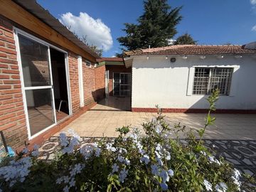 VENTA CASA 4 AMB CIUDAD EVITA PILETA APT CREDITO