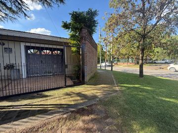 VENTA CASA 4 AMB CIUDAD EVITA PILETA APT CREDITO