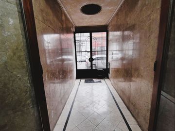 Depto. 3 ambientes en Villa Santa Rita A REMODELAR
