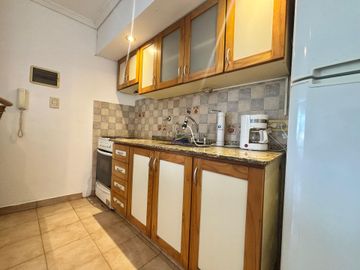 VENTA DEPTO 2 AMB + ESPACIO EXTRA Y BALCON LANUS O