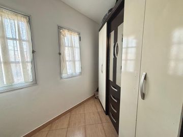 VENTA DEPTO 2 AMB + ESPACIO EXTRA Y BALCON LANUS O