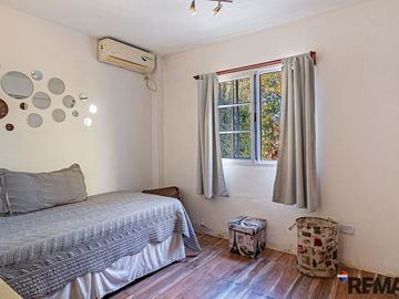 VENTA CASA 4 AMB + ESCRITORIO-PILETA-APTO CREDITO