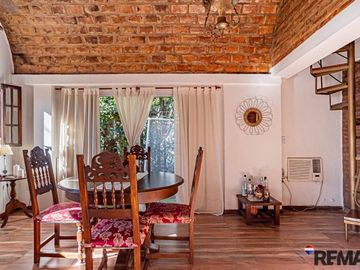 VENTA CASA 4 AMB + ESCRITORIO-PILETA-APTO CREDITO