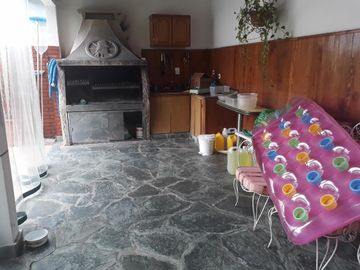 CASA EN LOTE PROPIO EXCELENTE