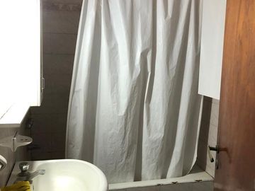 Casa - 3 dormitorios - Venta directa - Llavallol -