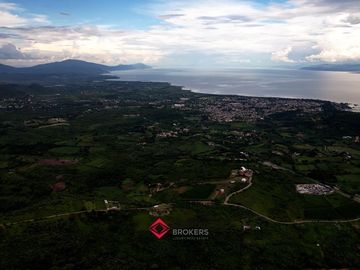 Terreno con vista  panorámica a Laguna de Chapala ideal p/ desarrollo exitoso!