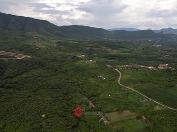 Terreno con vista  panorámica a Laguna de Chapala ideal p/ desarrollo exitoso!