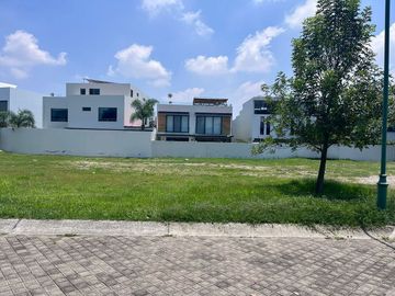 Terreno en Venta en Los Sueños
