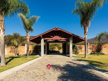 Terreno en Venta con Bodega para usos múltiples Zapotlan del Rey