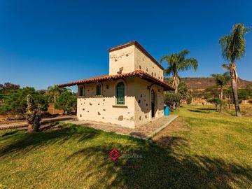 Terreno en Venta con Bodega para usos múltiples Zapotlan del Rey