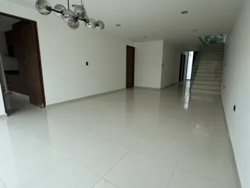 RENTA O VENTA DE CASA EN P. FORESTA, LOMAS DE ANGELOPOLIS, SAN ANDRÉS CHOLULA, PUEBLA